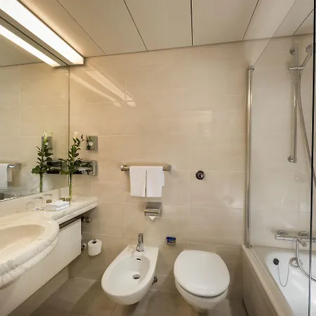 Maritim Airport Hannover Otel 4*
