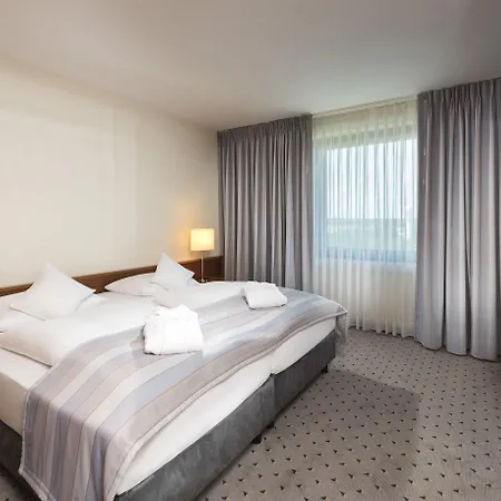 Maritim Airport Hannover 4*