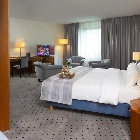 Maritim Airport Hannover 4*