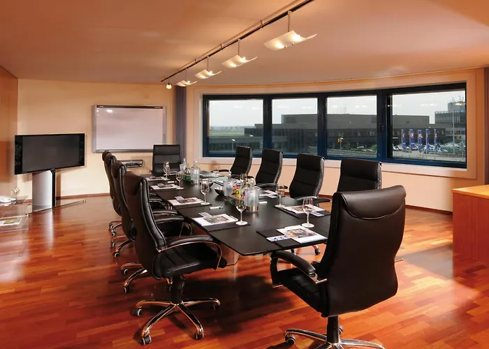 Maritim Airport Hannover 4*