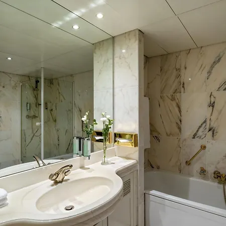 Отель Maritim Airport Hannover