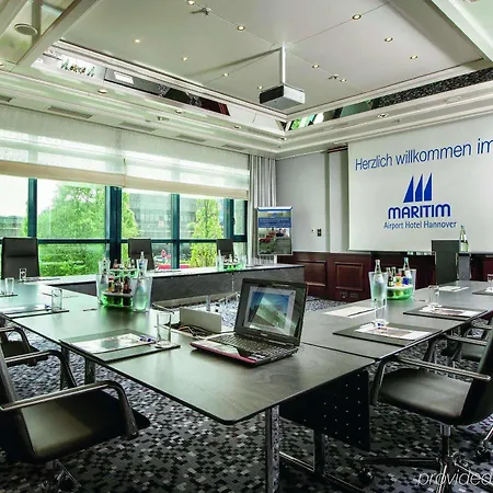Отель Maritim Airport Hannover Лангенхаген