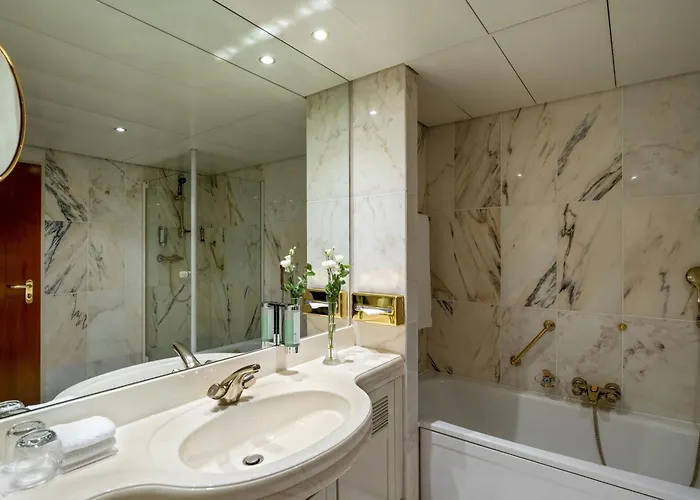 Отель Maritim Airport Hannover